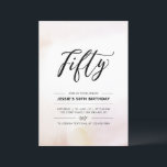 Convite Cinquenta | Coloração d'água mínima de 50.a Festa<br><div class="desc">Comemore seu dia especial com este simples e mínimo 50º convite de aniversário. Este design apresenta um script de na moda com letra "Cinquenta" com um fundo de lavagem de aquarelas neutro e macio. Mais convites para aniversários adultos e material de festa estão disponíveis no meu compro BaraBomDesign.</div>