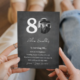 Convite Cinzas simples e elegantes de Festa de aniversário