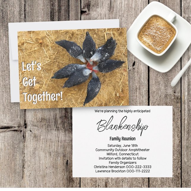 Convite Círculo de Galinhas Pretas e Brancas Comendo Melan (invitation front with envelope and invitation back with details)