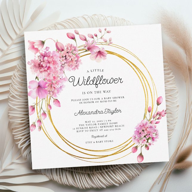 Convite Círculos Dourados de Flores Selvagens Chá de Menin (little wildflower baby girl shower invitation cottage garden watercolor pink gold circles boho chic )