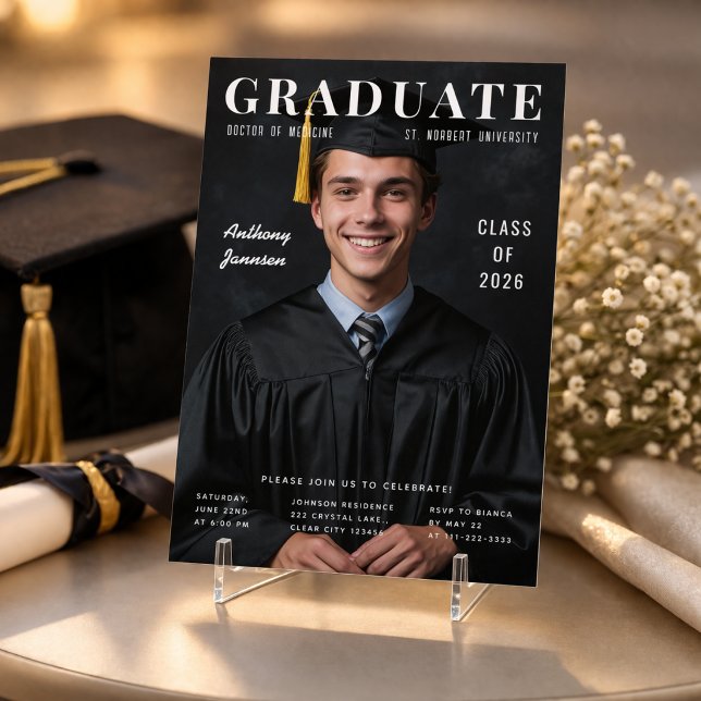 Convite Class of 2026 Photo Invitation (Modern graduation invite with a clean photo layout that feels timeless and elevated.)