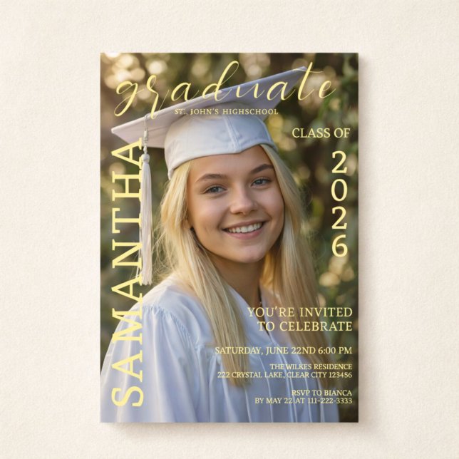 Convite Class of 2026 Photo Invitation (Modern Class of 2026 photo graduation design with elegant magazine-style layout)