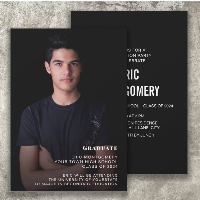 Convite Classe de Foto de Festa de formatura do Rapaz 2024 (Black white photo graduation announcement/invitation for the class of 2024)