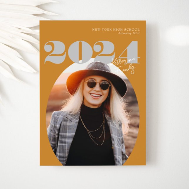 Convite Classe Moderna Oval Bold de Graduação de Foto 2024 (Criador carregado)