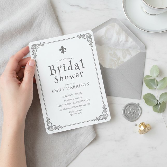 Convite Classic Black White Bridal Shower Invite (A sophisticated classic bridal shower invitation in black and white with refined typography)