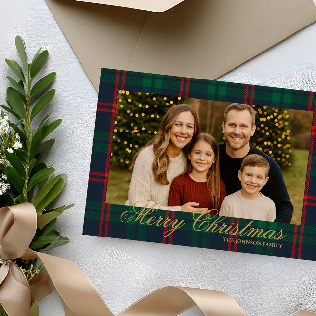 Convite Classic Navy Tartan Plaid Photo Christmas Card (Share your holiday joy with this Classic Plaid Merry Christmas Family Photo Card)
