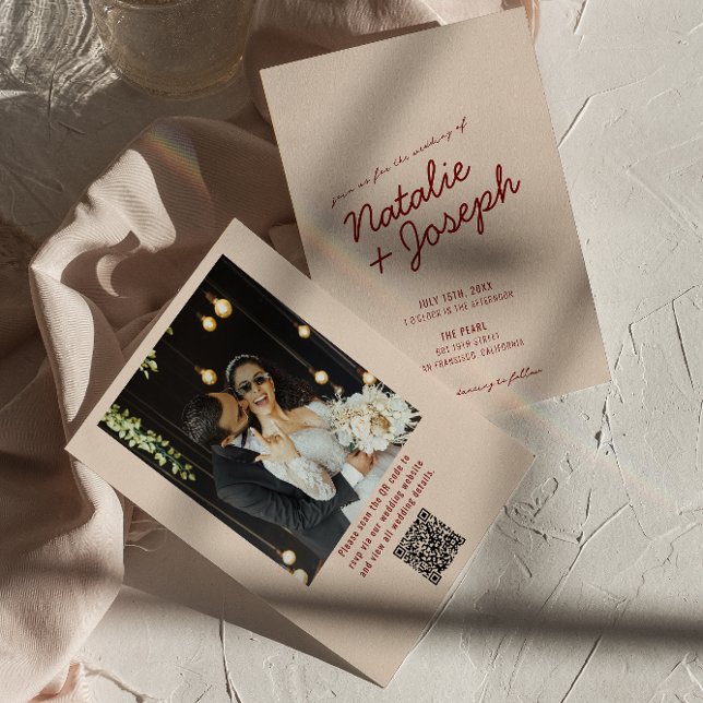 Convite Classy Deep Red Whimsical QR Code Photo Wedding (Criador carregado)