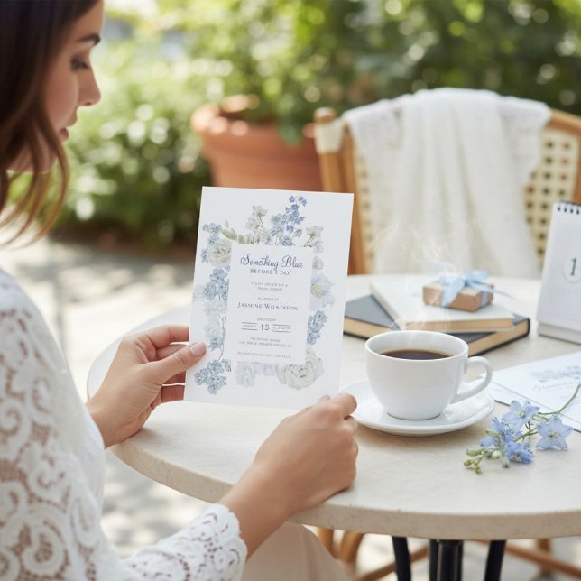 Convite código qr Azul Floral "Algo Azul" Chá de Noiva (Criador carregado)