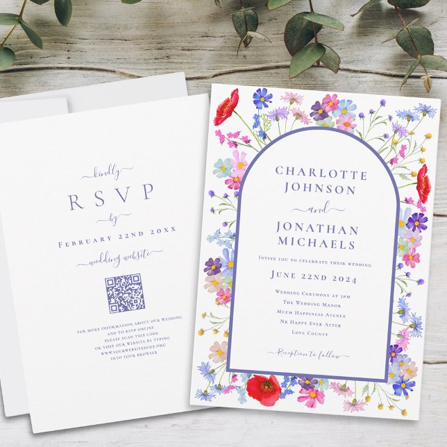 Convite Código QR do Site do Arco de Flores Silvestres Col (Colorful wildflower watercolor arch purple typography script wedding invitation with website qr code)