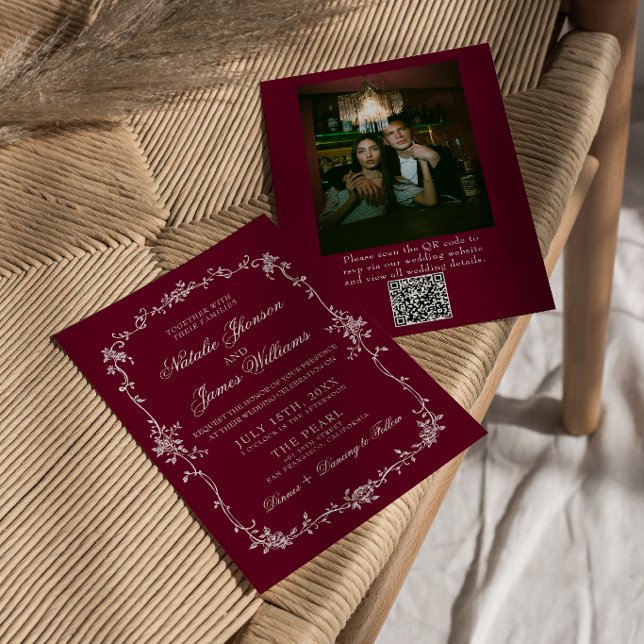 Convite Código QR Floral Borgonha Casamento de Foto Antiga (Criador carregado)