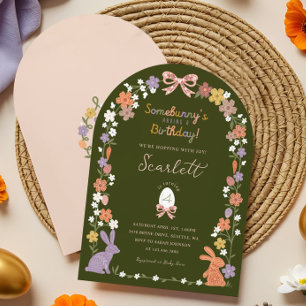 Convite Coelhinho da Páscoa Floral de Alguém Está Tendo An