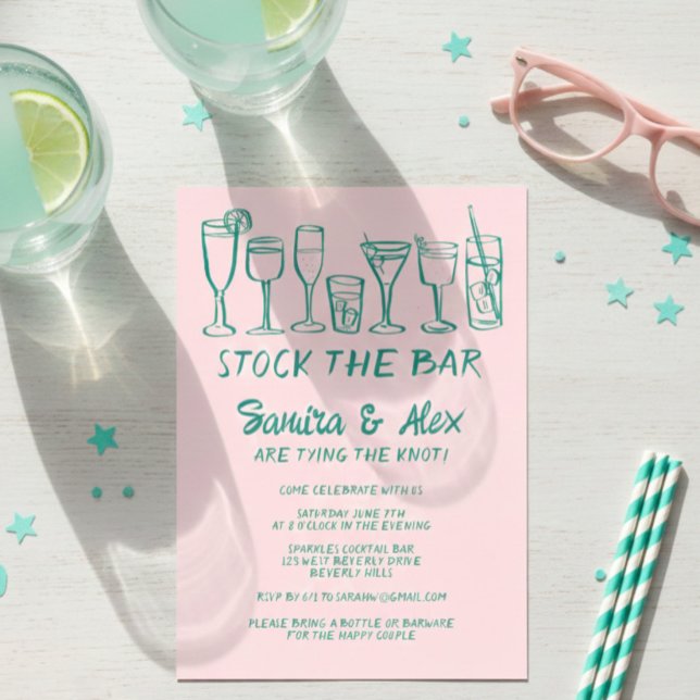 Convite Coloque o Noivado de coquetéis brancos do Bar (Stock the Bar Whimsical Cocktail Drinks Engagement Party Invitation Pink Green
)