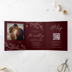 Convite Com Dobra Tripla Casamento Botânico Burgundy & Marfim Elegante