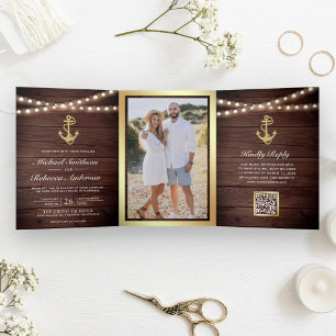 Convite Com Dobra Tripla Casamento Código QR Âncora Dourada Náutica em Made