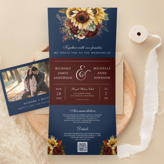 Convite Com Dobra Tripla Casamento Código QR Boho Burgundy Roses Sunflower  (Criador carregado)