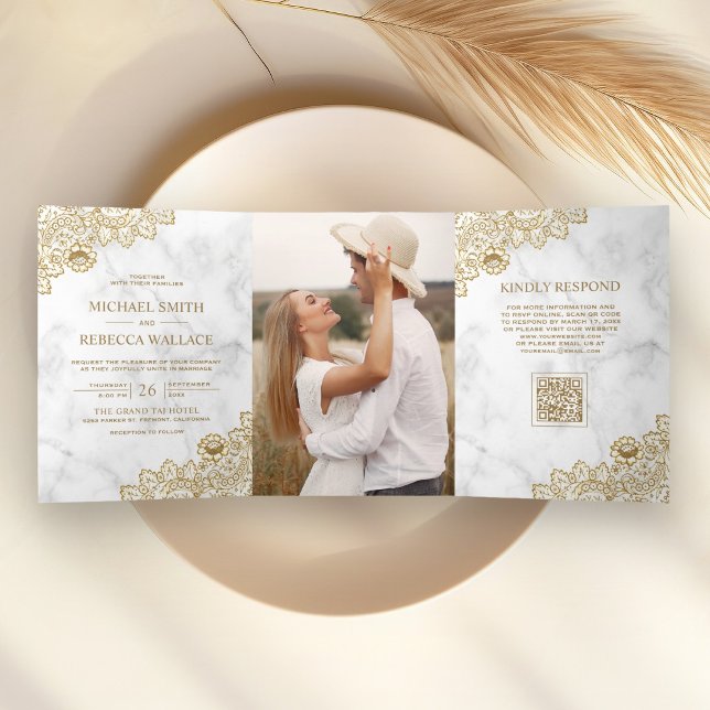 Convite Com Dobra Tripla Casamento Código QR Foto de Renda e Mármore Branco (Criador carregado)