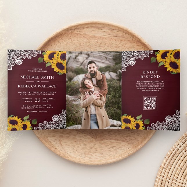Convite Com Dobra Tripla Casamento Código QR Foto Girassol com Renda de Mad (Criador carregado)