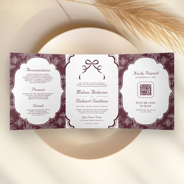 Convite Com Dobra Tripla Casamento Código QR Laço de Renda Branca Borgonha (Criador carregado)