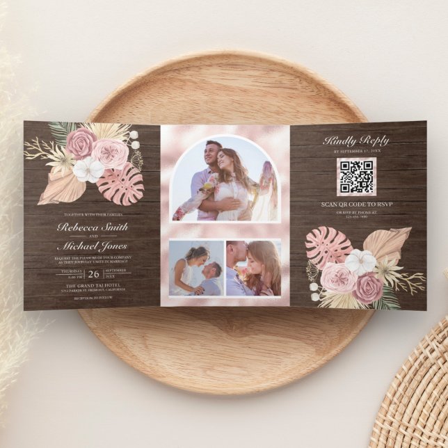 Convite Com Dobra Tripla Casamento Código QR Rosas Rosa Empoeiradas Madeira (Criador carregado)