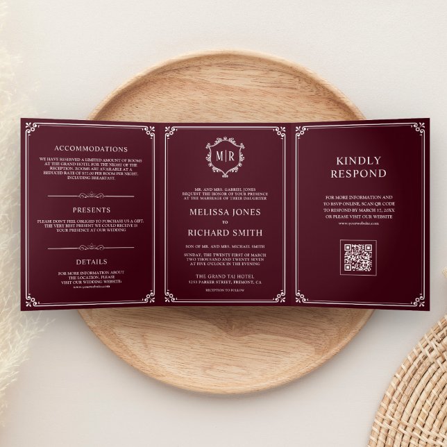 Convite Com Dobra Tripla Casamento com Código QR Monograma Burgundy e Branc (Criador carregado)