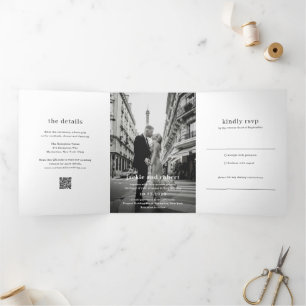 Convite Com Dobra Tripla Casamento com Foto de Código QR Minimalista Modern