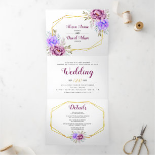Convite Com Dobra Tripla Casamento de flores de aquarela púrpura e de quad