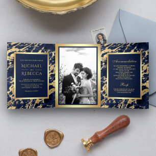 Convite Com Dobra Tripla Casamento de Foto com Folha de Ouro Falso e Mármor