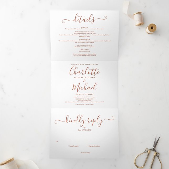 Convite Com Dobra Tripla Casamento de Foto com Script Terracota (Dentro)