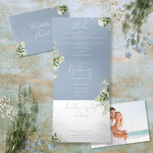 Convite Com Dobra Tripla Casamento de Fotografias Botânicas Modernas e Azul (Dusty Blue Modern Botanical Greenery Photo Wedding Tri-Fold Invitation)