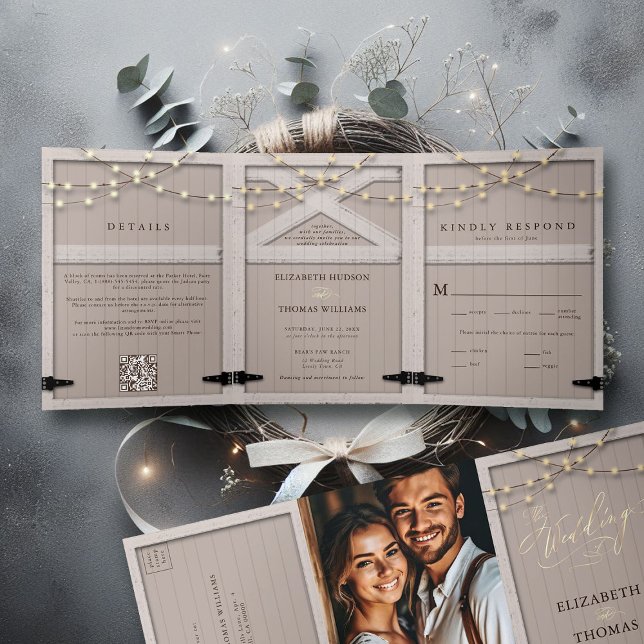 Convite Com Dobra Tripla Casamento de Fotos Elegante da Caligrafia Rústica  (rustic barn wedding invitation tri fold all in one white ivory wood country barn cottage farmhouse)