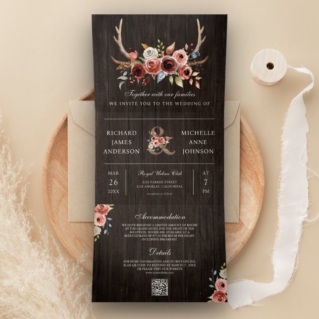 Convite Com Dobra Tripla Casamento de Madeira Código QR Floral Terracota de (Criador carregado)
