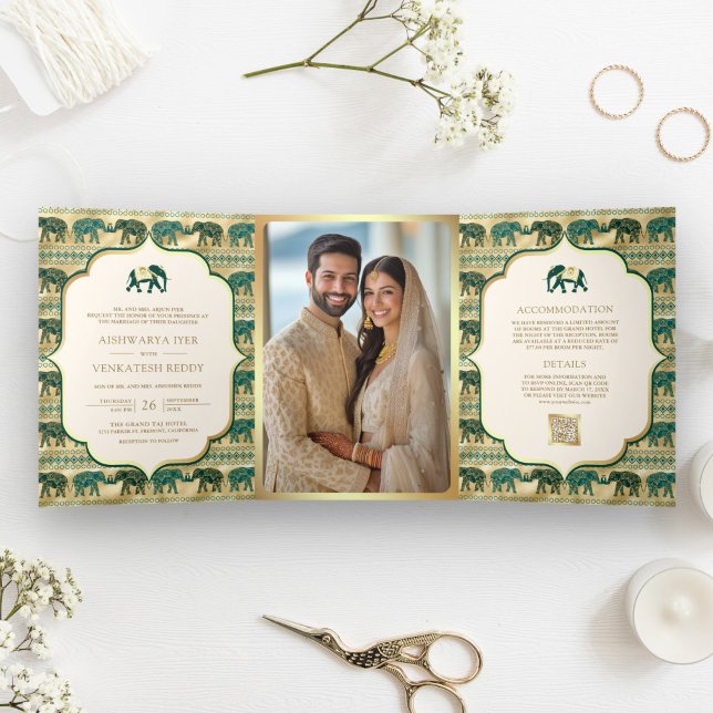 Convite Com Dobra Tripla Casamento Dourado de Elefante Cream Emerald Green (Criador carregado)