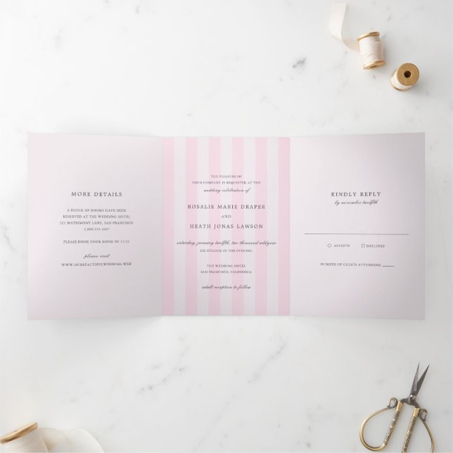 Convite Com Dobra Tripla Casamento Elegante Listras Rosa Moderno (Dentro)