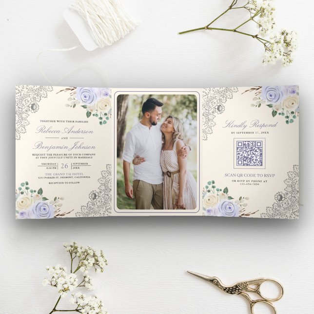 Convite Com Dobra Tripla Casamento Floral em Renda Lavanda Roxo Creme Rústi (Criador carregado)