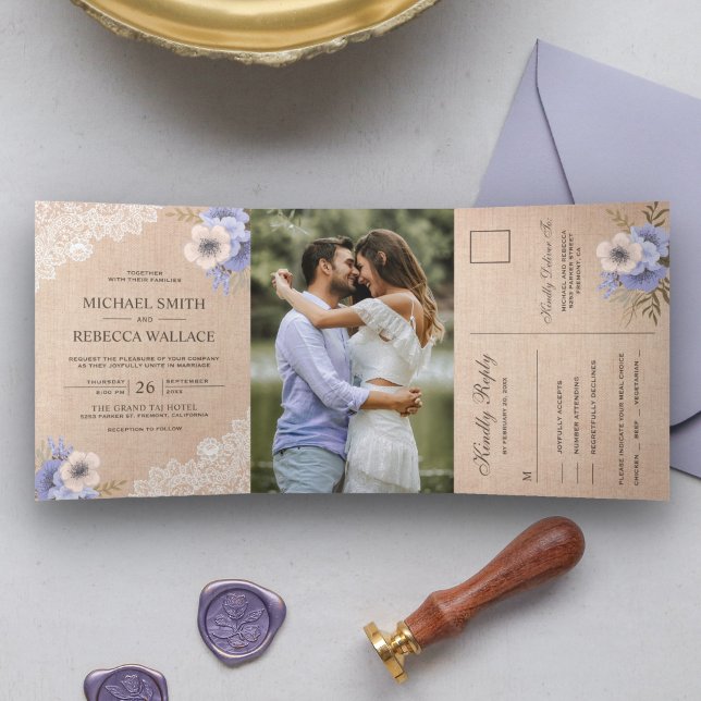 Convite Com Dobra Tripla Casamento Floral Roxo de Renda de Sarjaça Rústica  (Criador carregado)