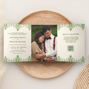 Convite Com Dobra Tripla Casamento Indiano Código QR Damask Verde Marfim