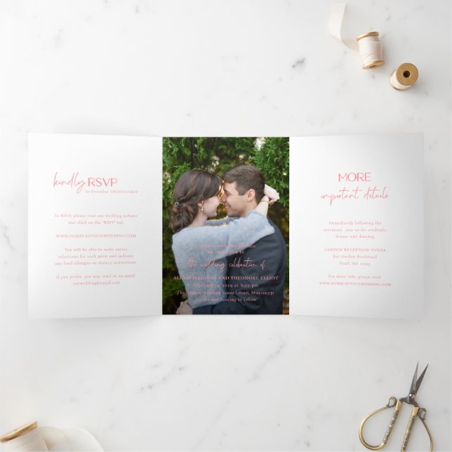 Convite Com Dobra Tripla Casamento Moderno Foto Rosa Chic (Dentro)