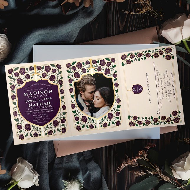 Convite Com Dobra Tripla Casamento Monograma Fantasia Medieval Espada & Esc (Criador carregado)