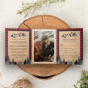 Convite Com Dobra Tripla Casamento na Montanha com Xadrez Vermelho Rustic K