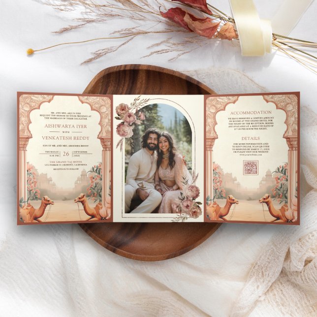 Convite Com Dobra Tripla Casamento Rustic Boho Earthy Floral Indian Camel (Criador carregado)