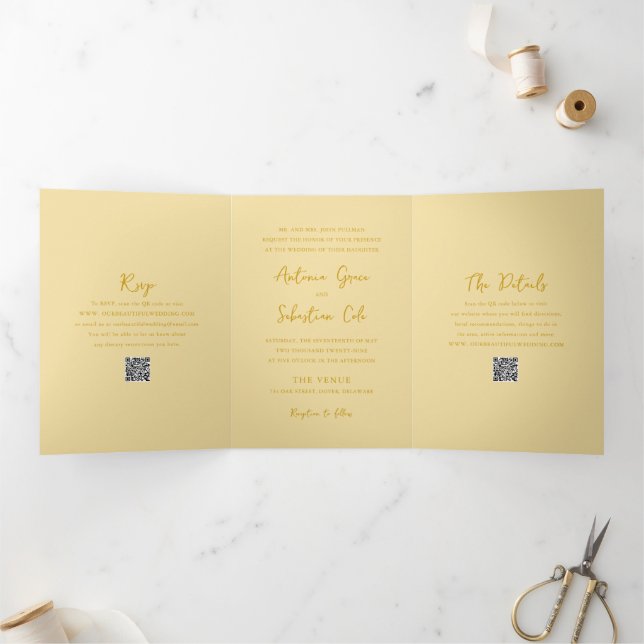 Convite Com Dobra Tripla Código QR Amarelo Manteiga Elegante Casamento Mode (Dentro)
