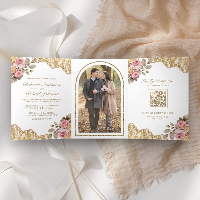 Convite Com Dobra Tripla Código QR de Foto de Casamento com Renda Dourada e (Criador carregado)