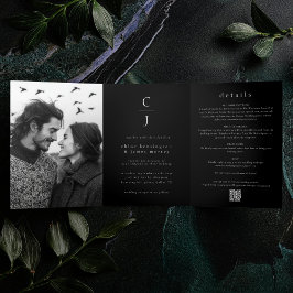 Convite Com Dobra Tripla Código QR do Monograma Moderno de Casamento Preto