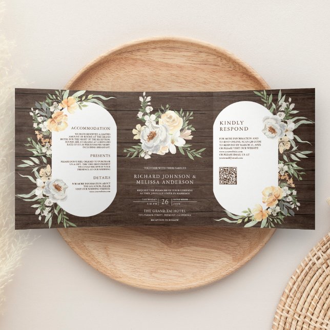 Convite Com Dobra Tripla Código QR Floral de Pêssego em Madeira de Celeiro  (Criador carregado)