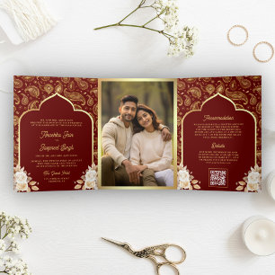 Convite Com Dobra Tripla Código QR Floral Paisley Dourado Vermelho Casament