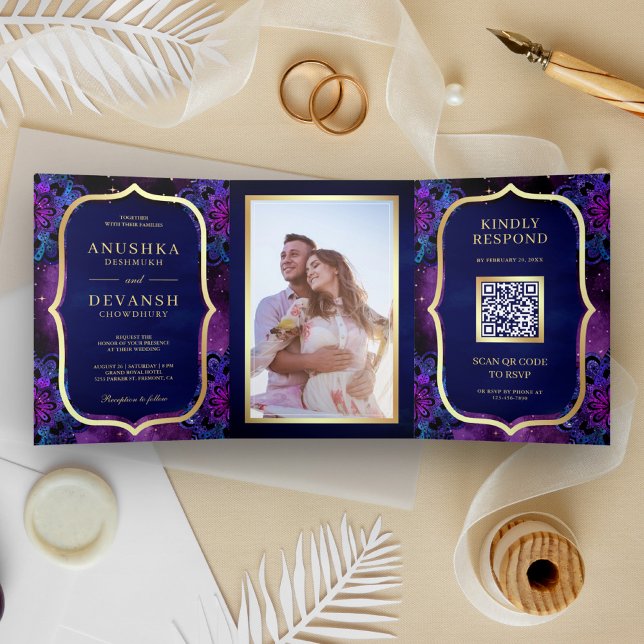 Convite Com Dobra Tripla Código QR Mandala Azul da Galáxia Roxa Casamento I (Criador carregado)
