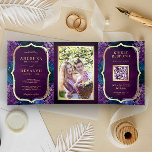 Convite Com Dobra Tripla Código QR Mandala Roxa Galáxia Azul Casamento Indi