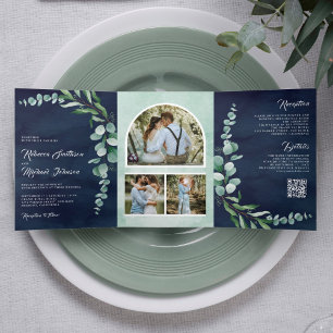 Convite Com Dobra Tripla Colagem de Fotos de Eucalipto Código QR Casamento