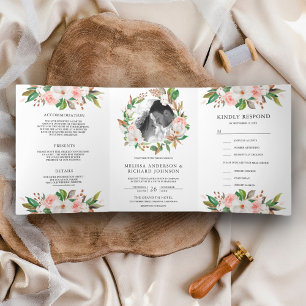 Convite Com Dobra Tripla Coroa Floral de Magnólia Branca com Rosa Casamento