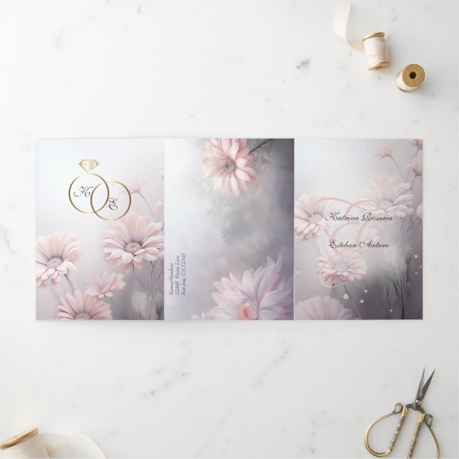 Convite Com Dobra Tripla Español English Pink Daisies Margaritas Rosas (Fora)